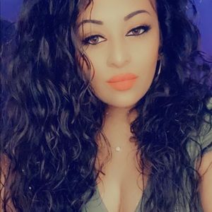 Meet your Posher, Tiffany